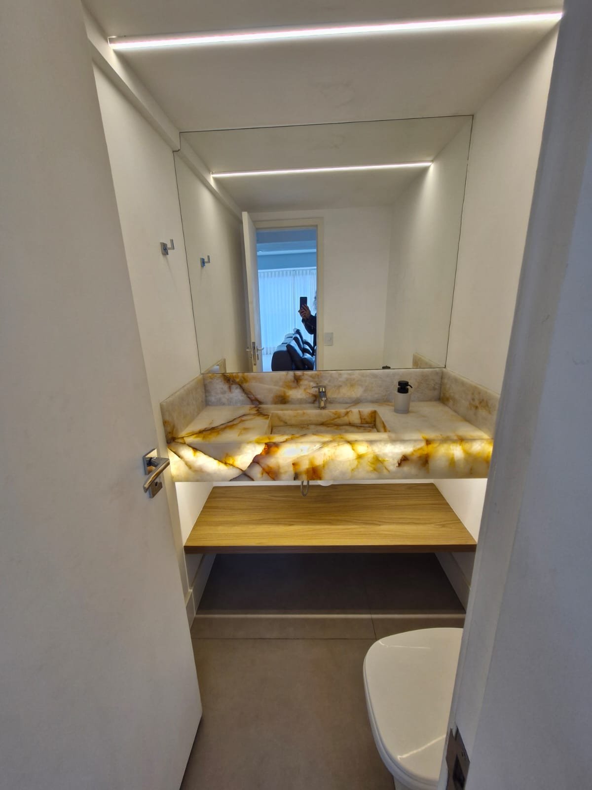 Varanda gourmet com piscina e vista para o mar da Barra - foto 21